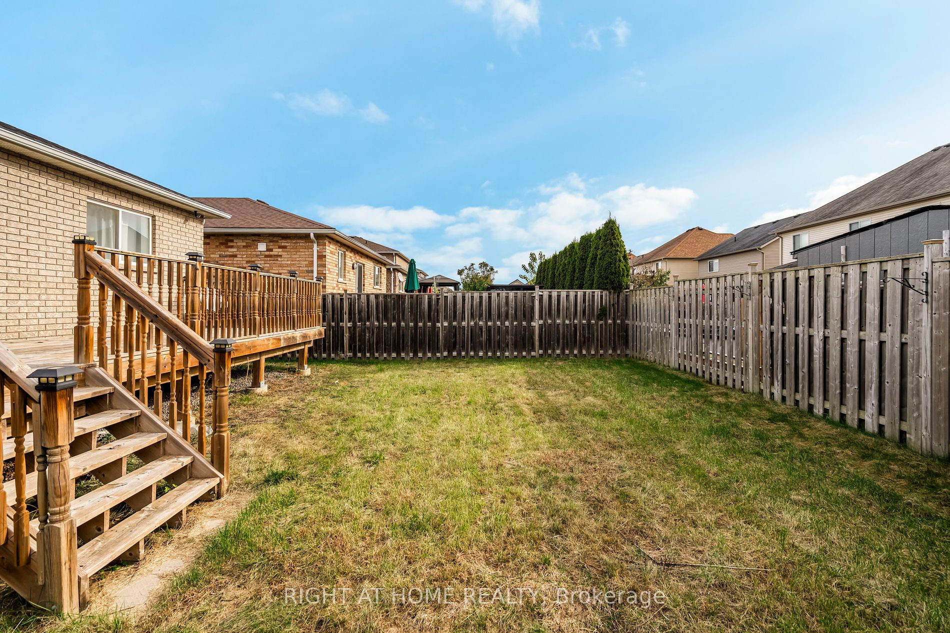 85 Mike Hart Dr