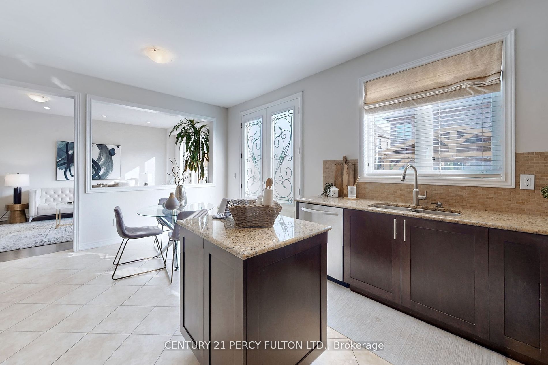 102 Flourish St