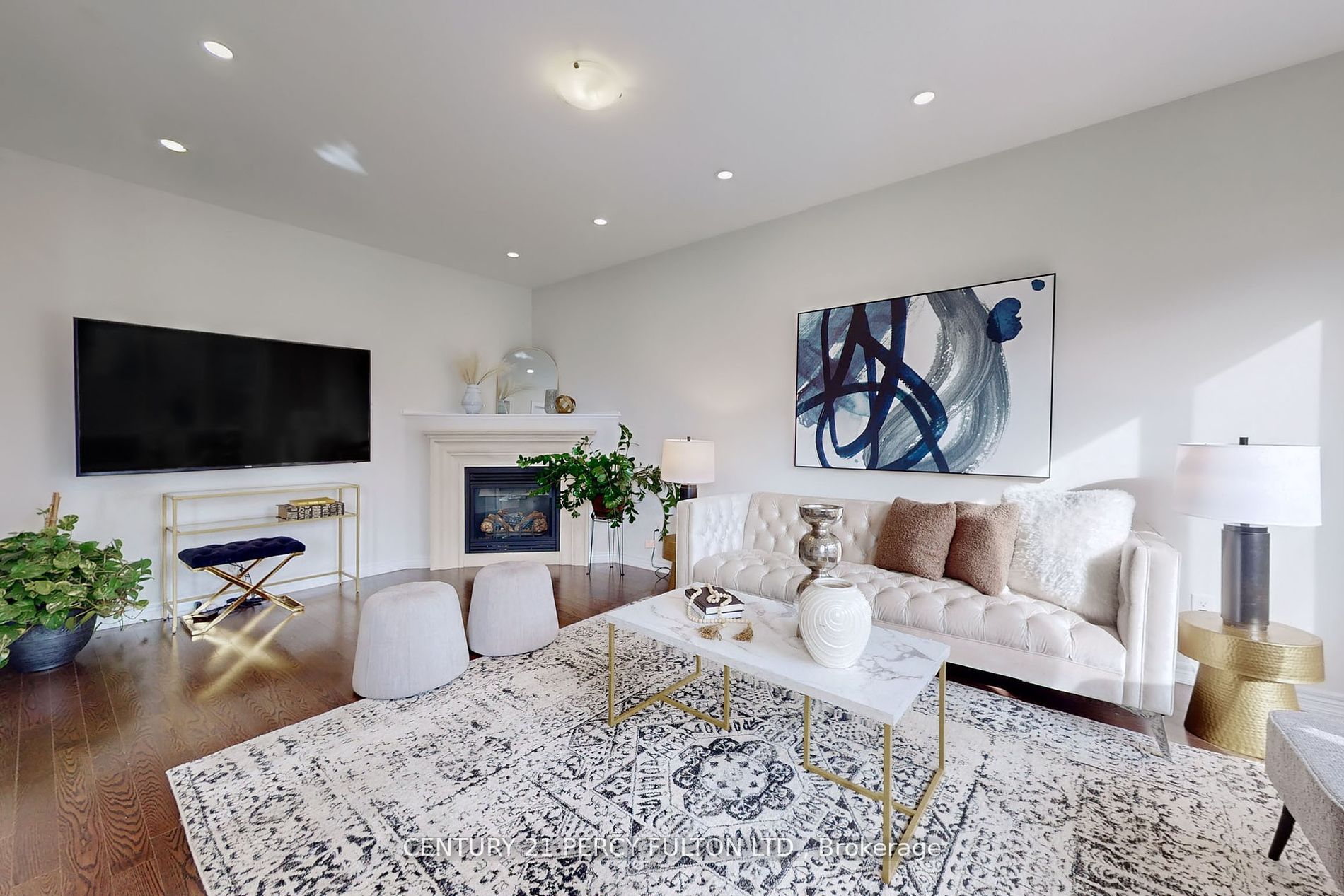 102 Flourish St