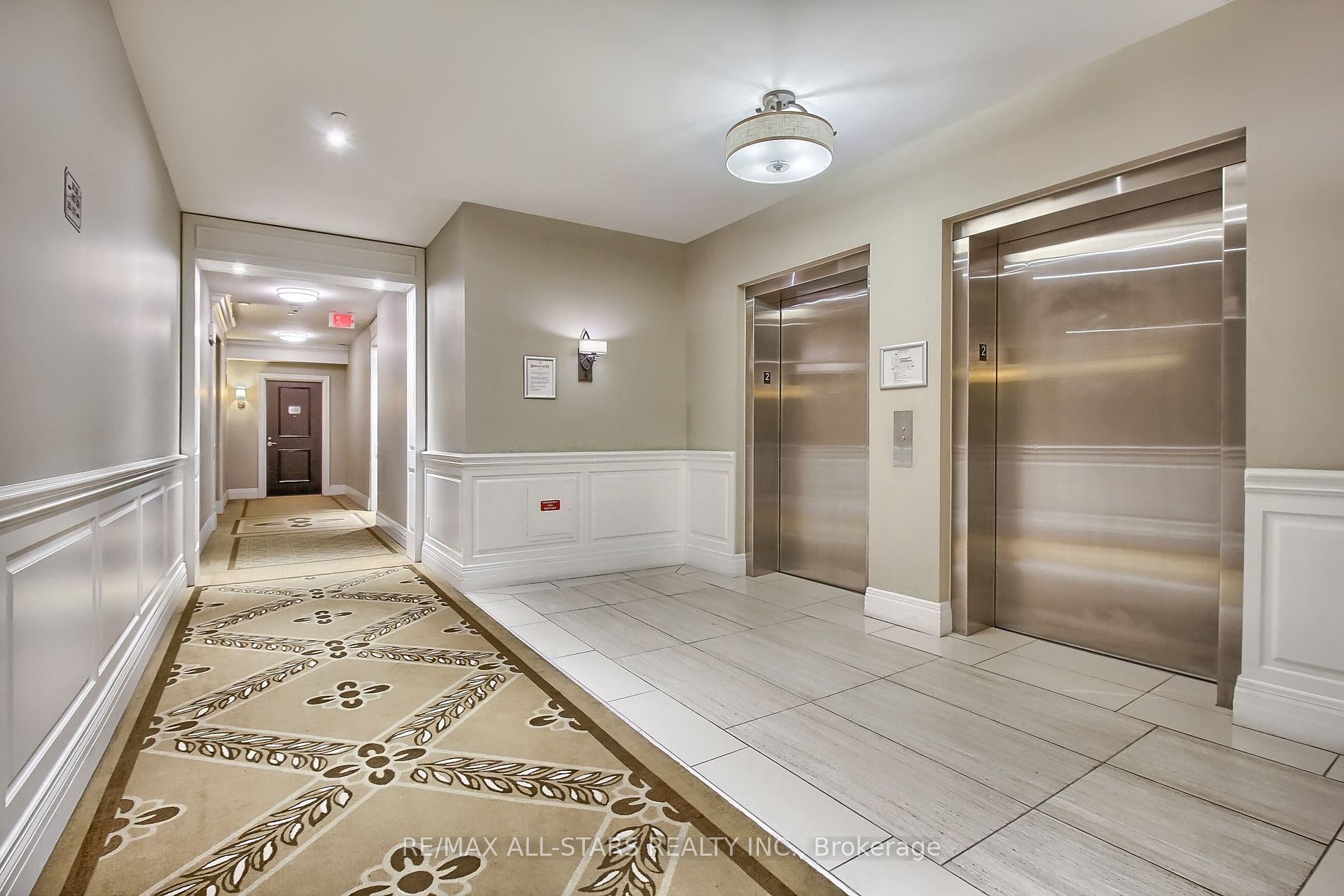 80 Burns Blvd, #208