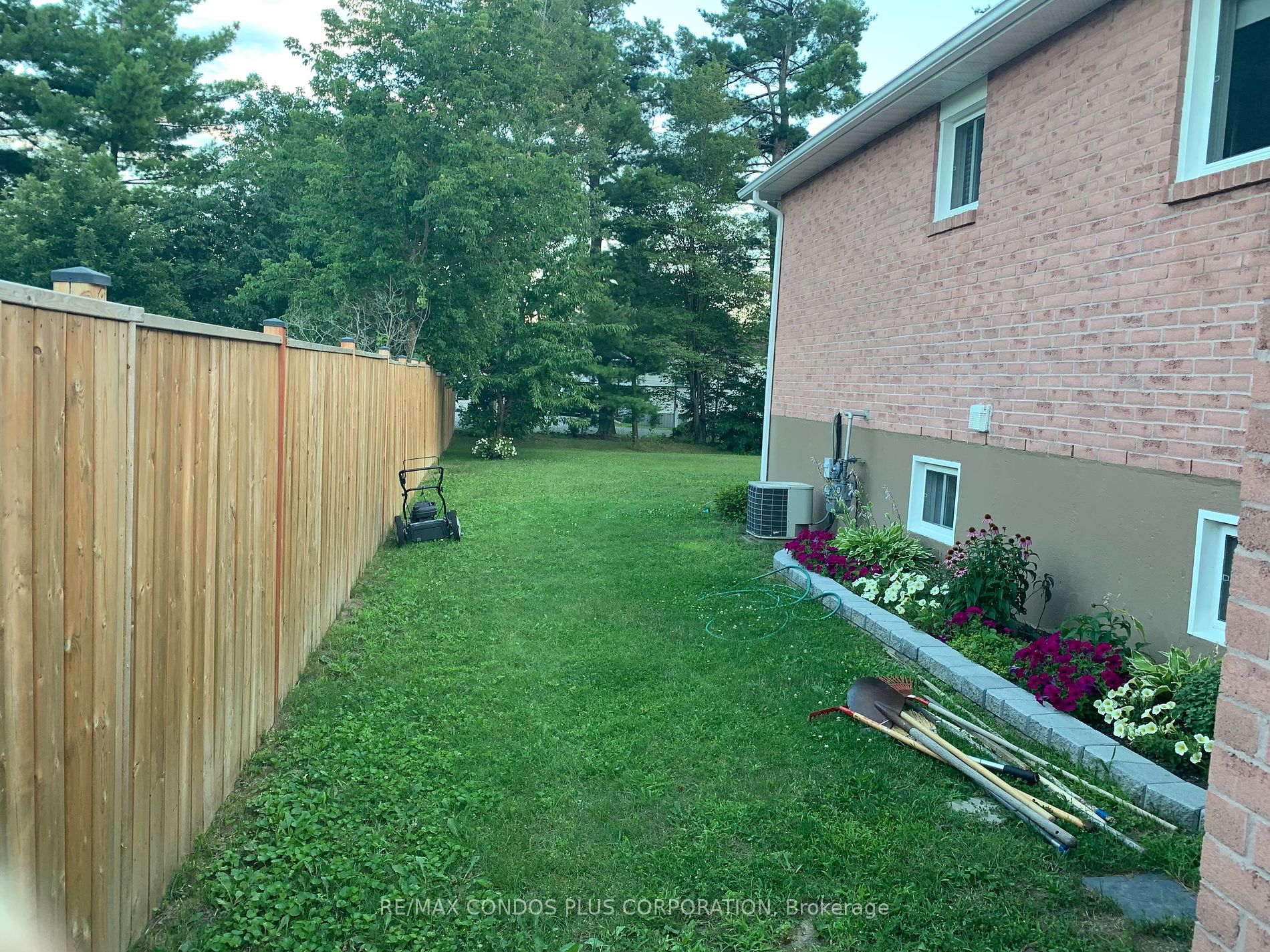 51 Sandy Lane