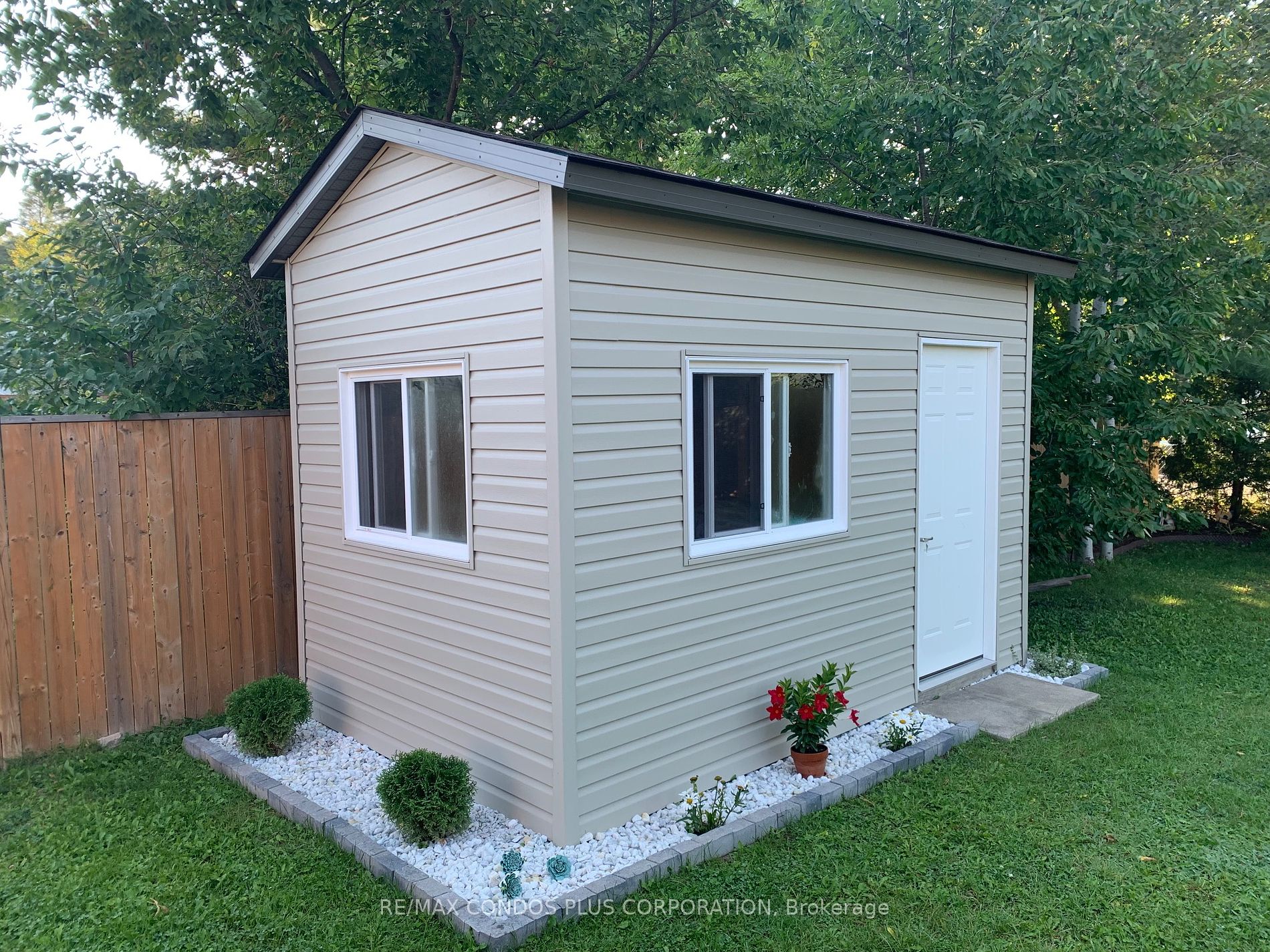 51 Sandy Lane