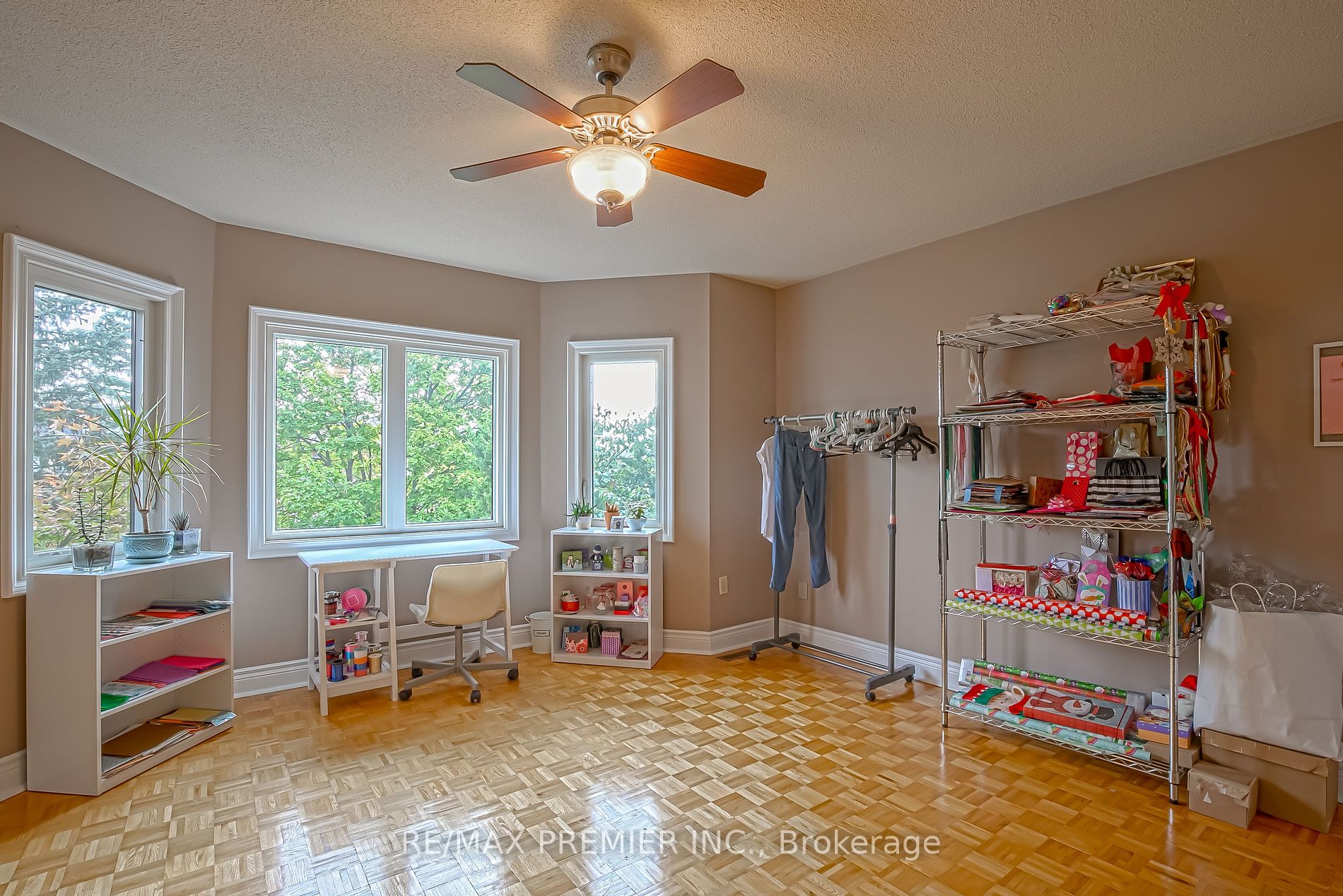 42 Woolacott Rd
