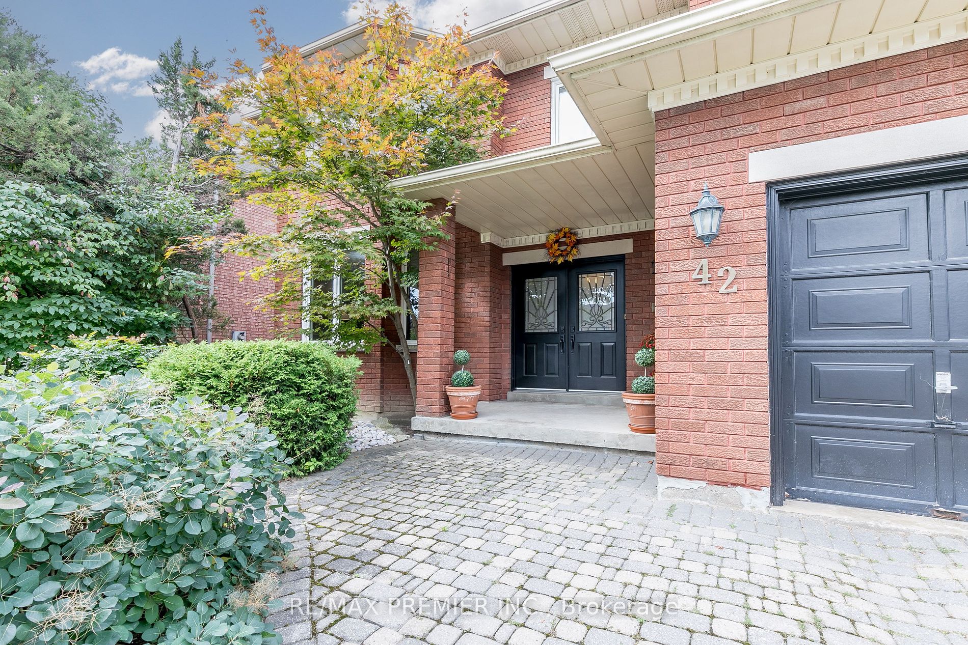 42 Woolacott Rd