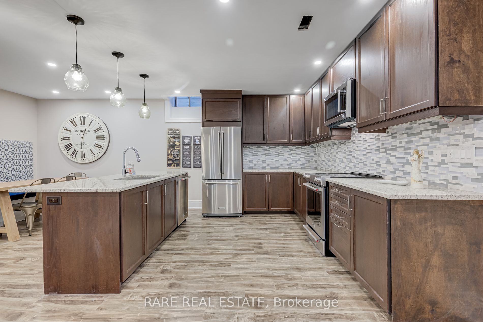 105 Chesney Crescent, #Lower