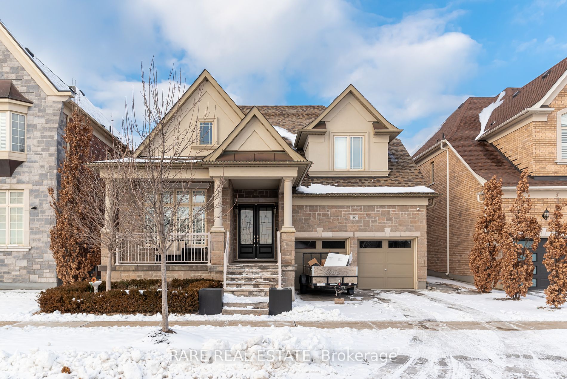105 Chesney Crescent, #Lower