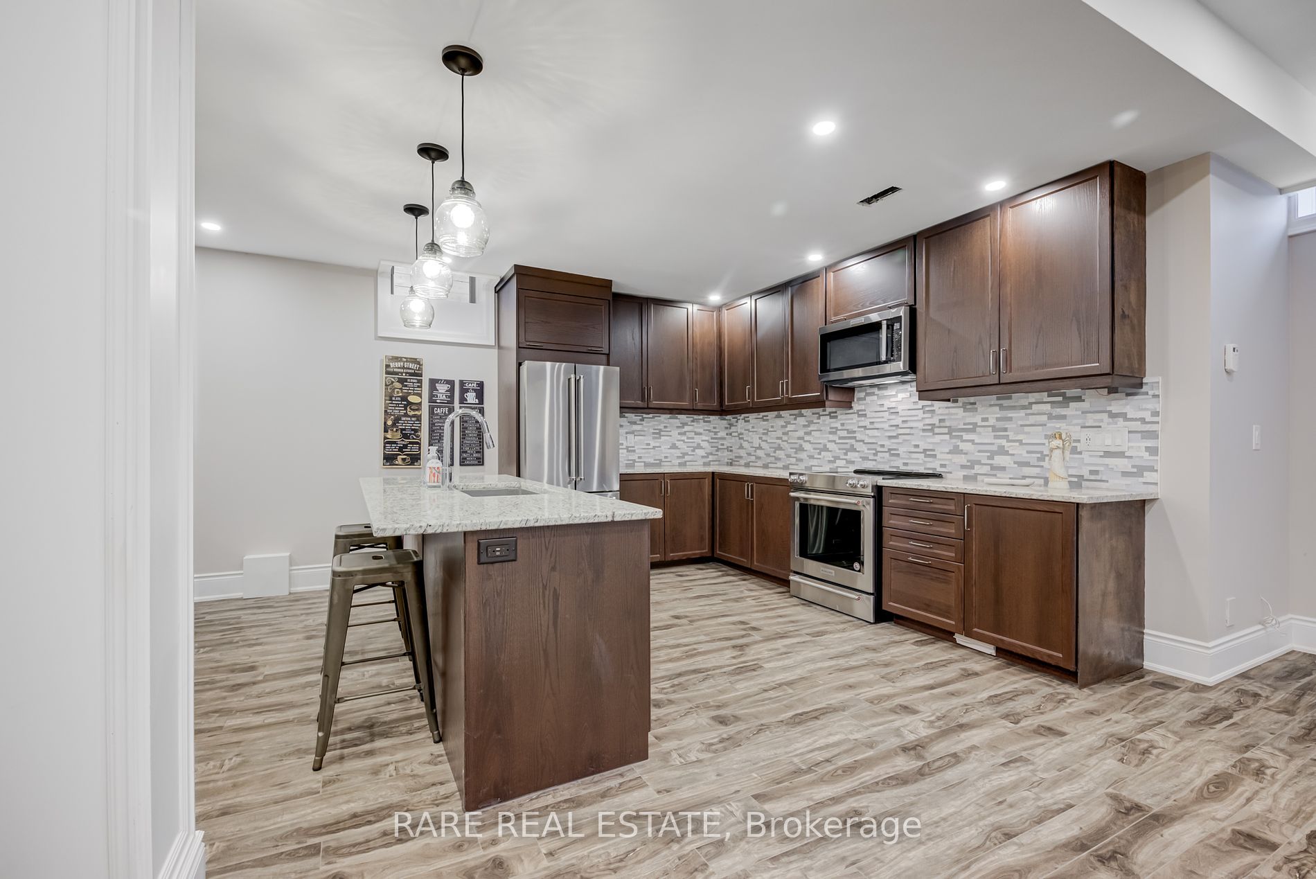 105 Chesney Crescent, #Lower