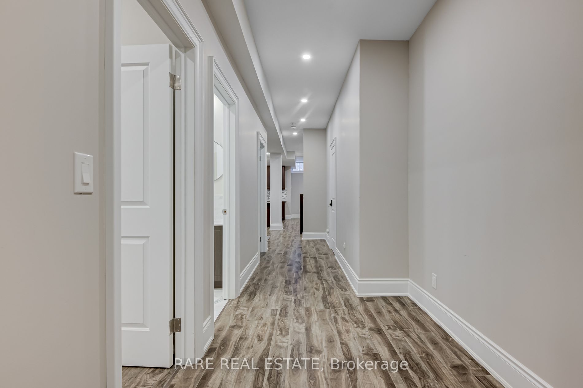 105 Chesney Crescent, #Lower