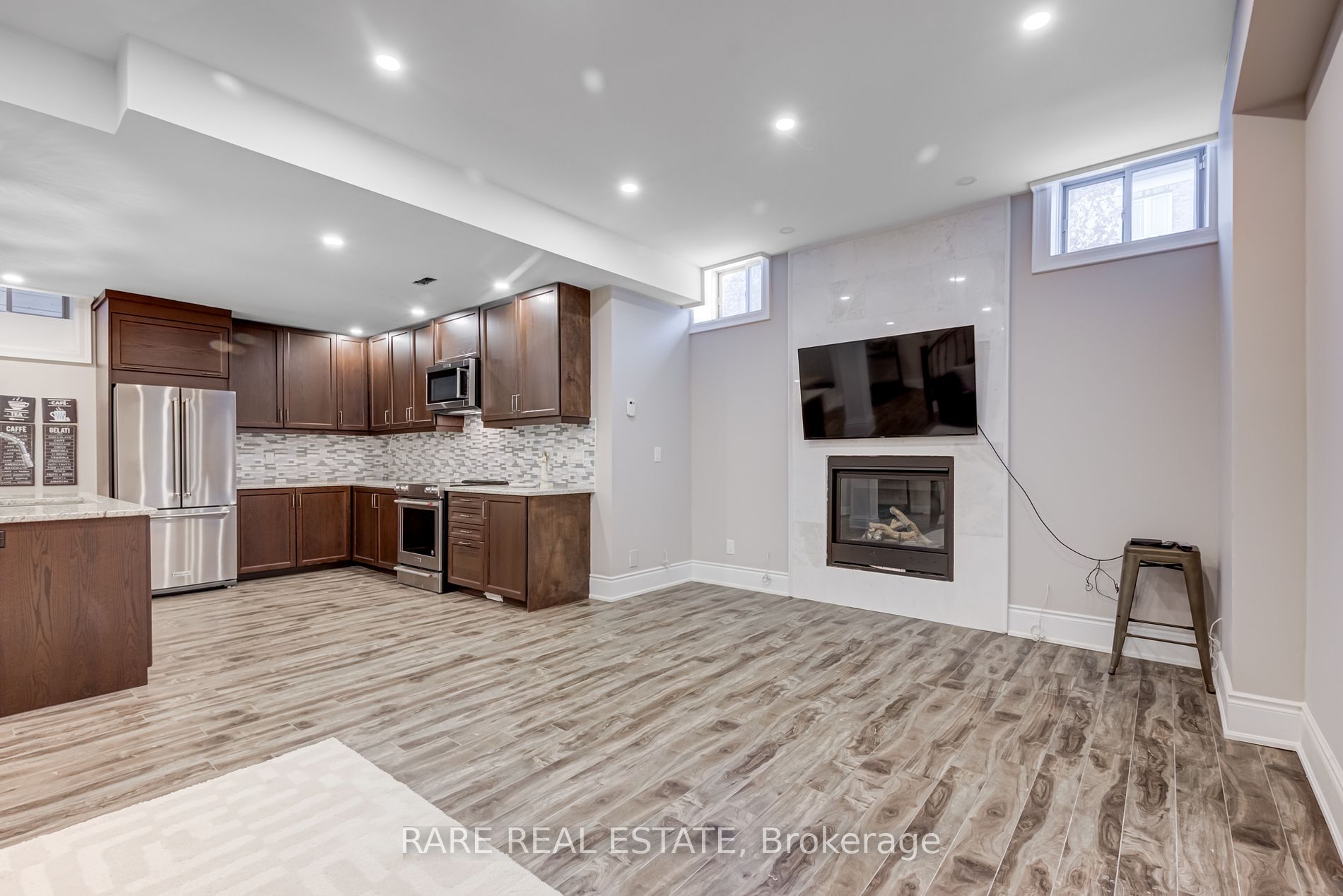 105 Chesney Crescent, #Lower