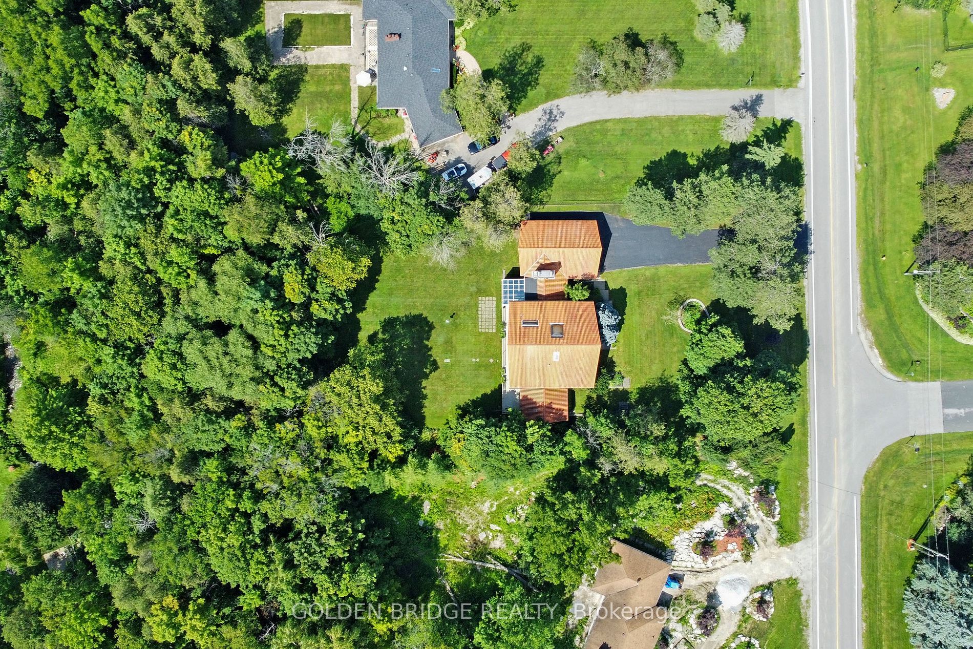 17 Glenbourne Park Dr