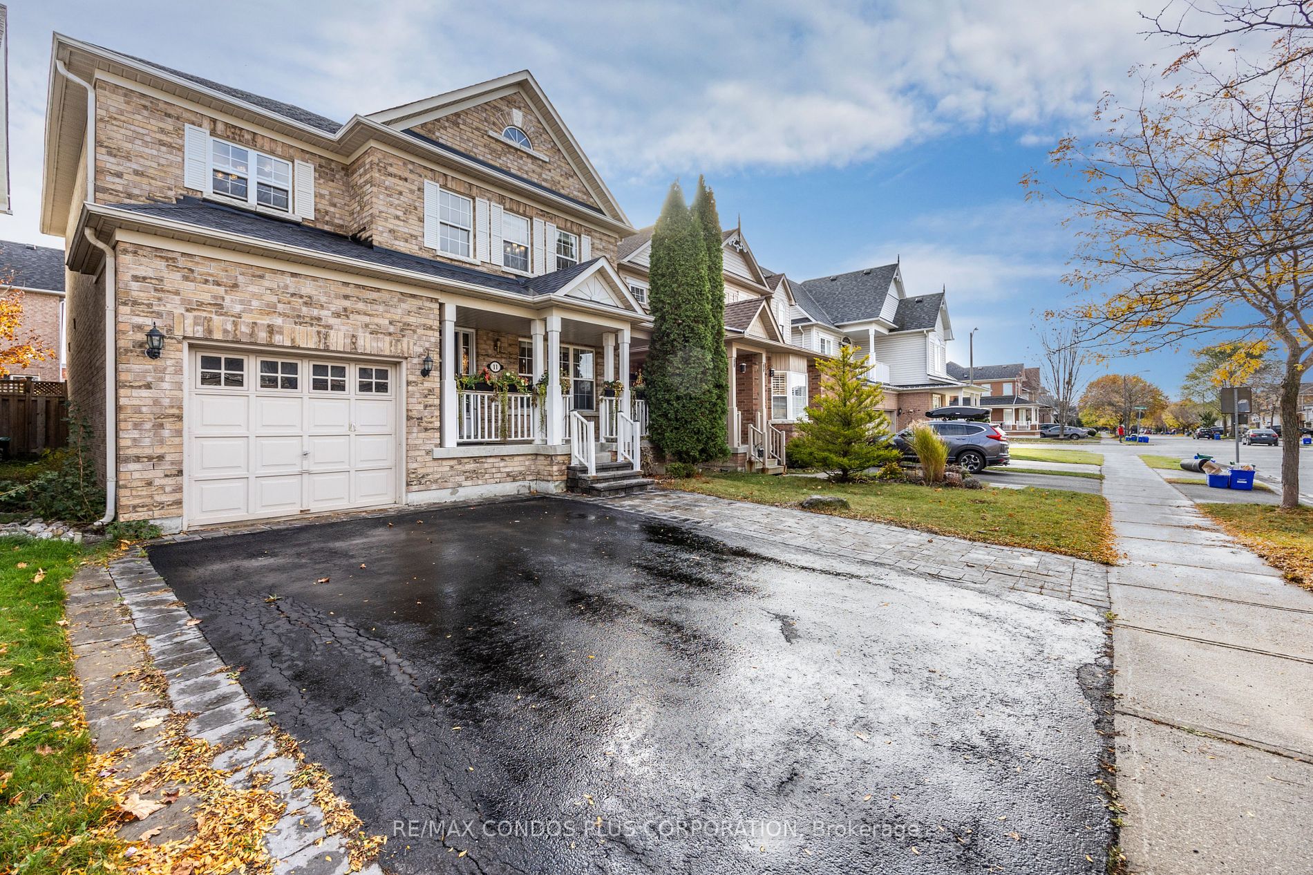 11 Kirkvalley Crescent