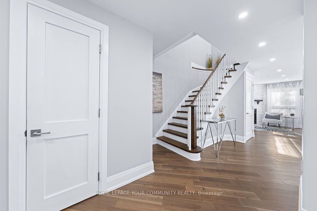 31 Viewmark Drive