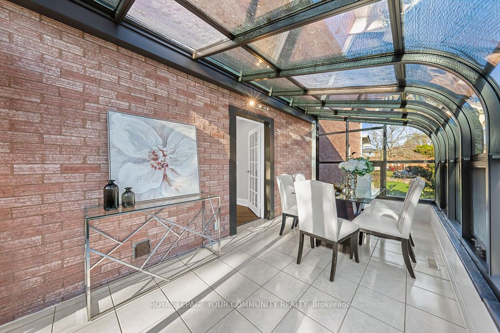 31 Viewmark Drive