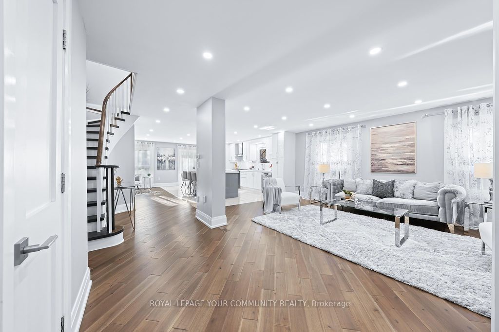31 Viewmark Drive