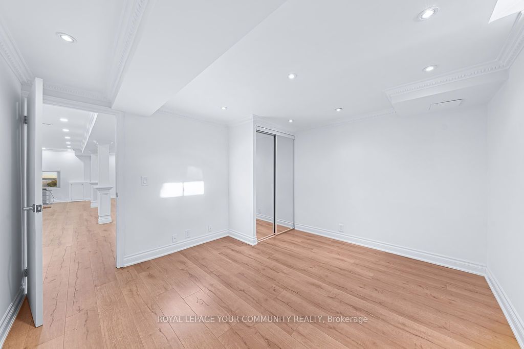 31 Viewmark Drive