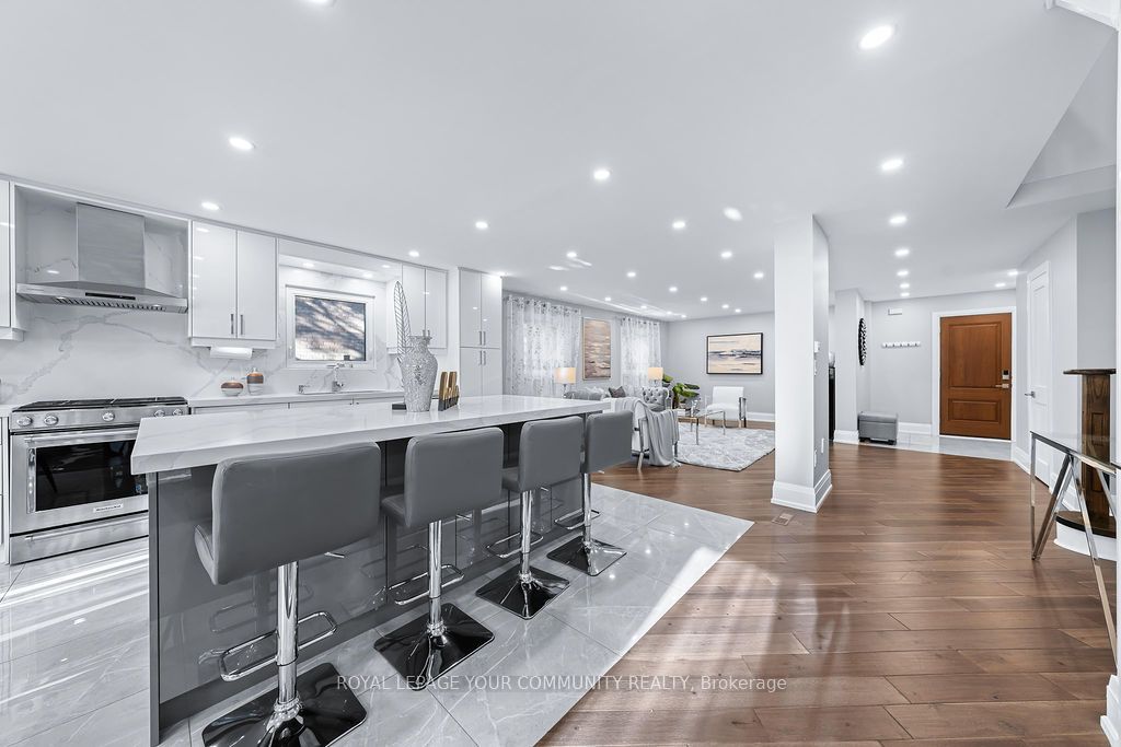 31 Viewmark Drive