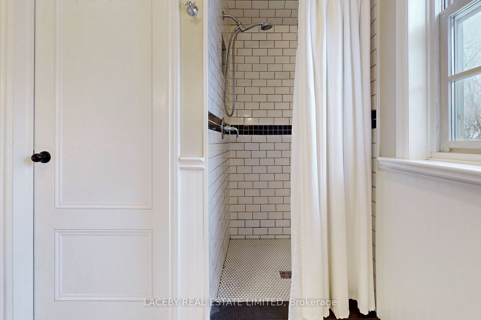 352 Kettleby Rd