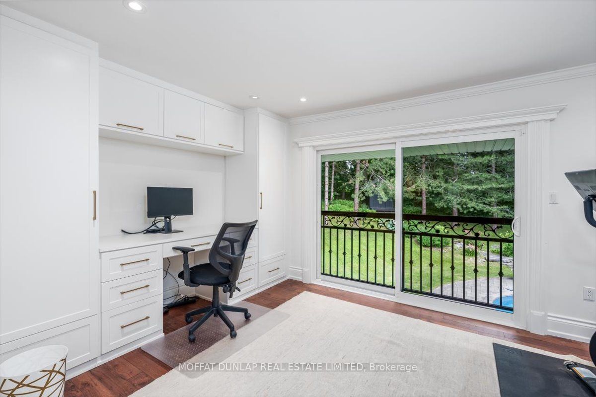 171 Kingscross Dr