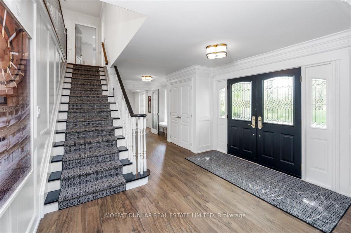 171 Kingscross Dr