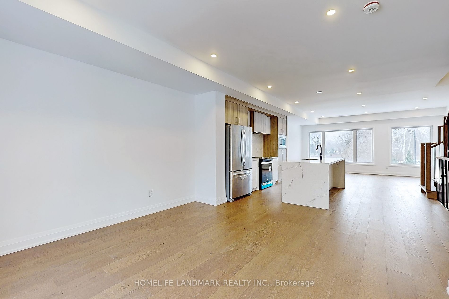 35 Persica Street, #Upper