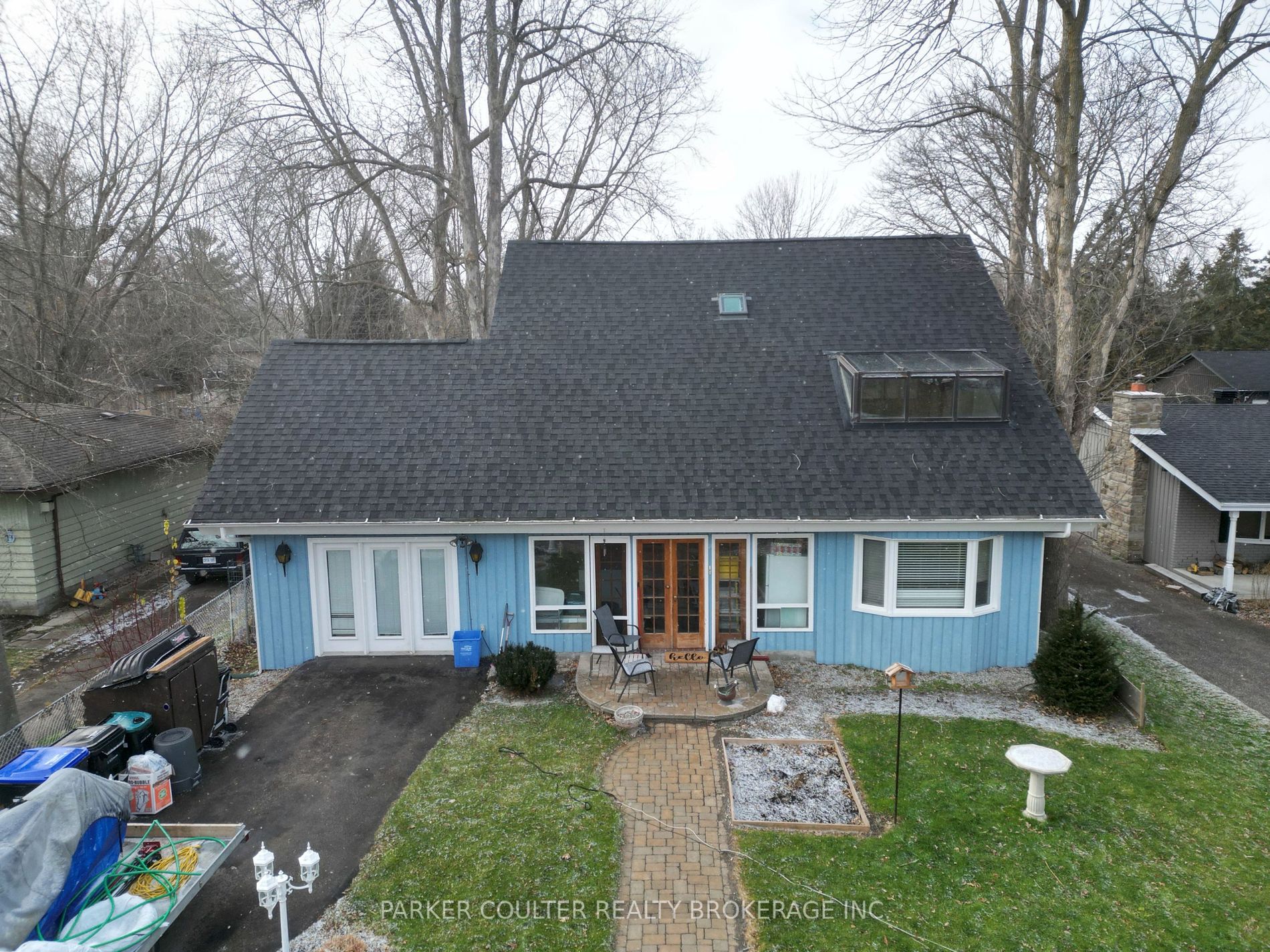 78 Lakeshore Blvd
