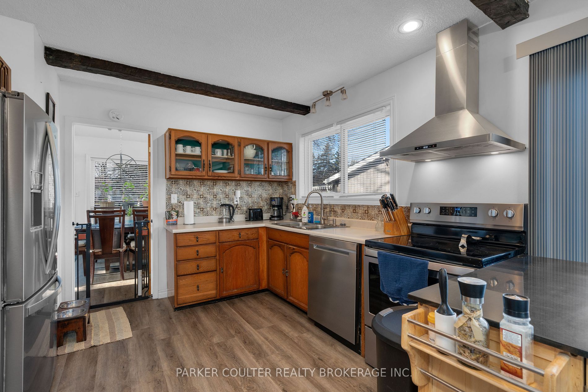 78 Lakeshore Blvd