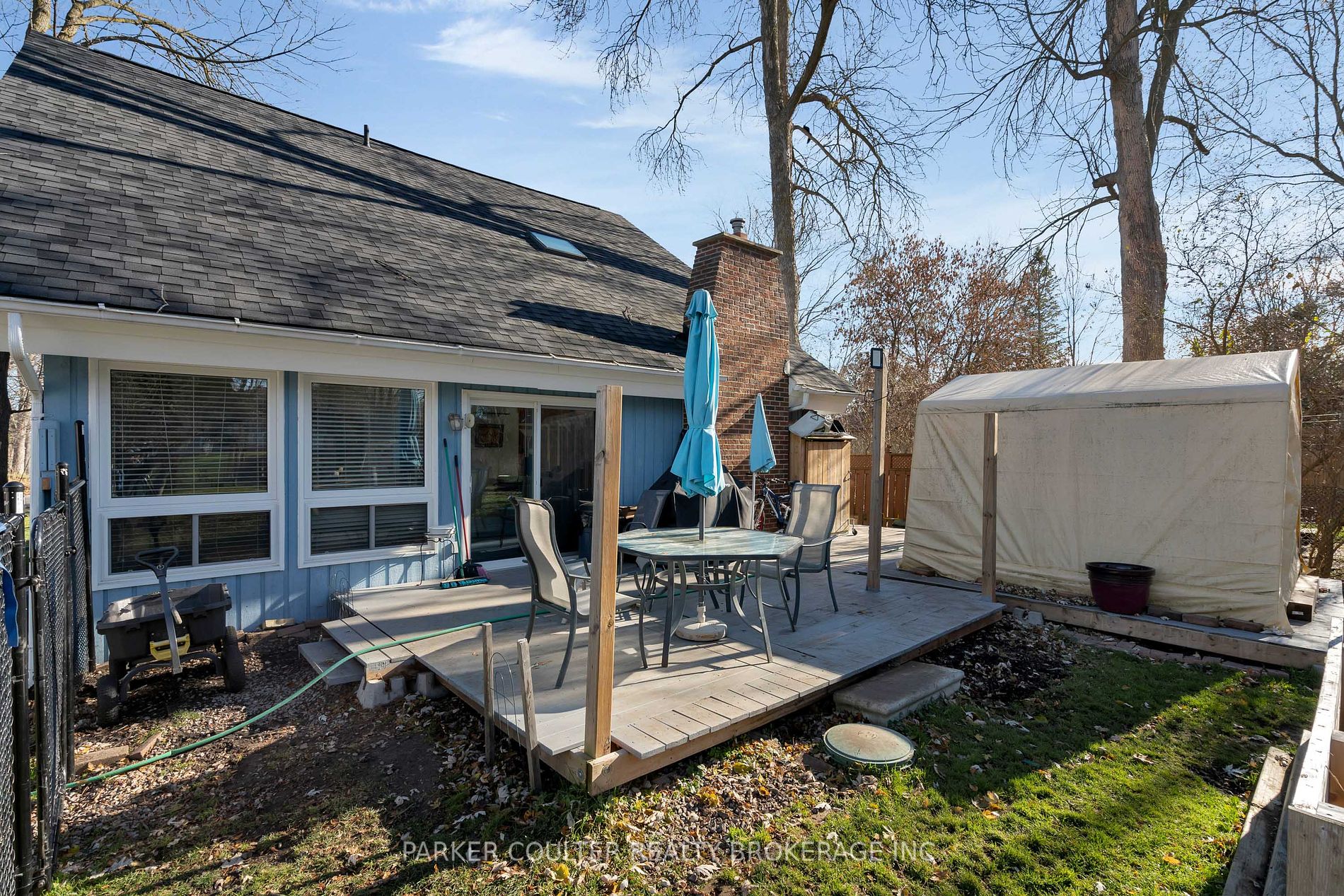 78 Lakeshore Blvd