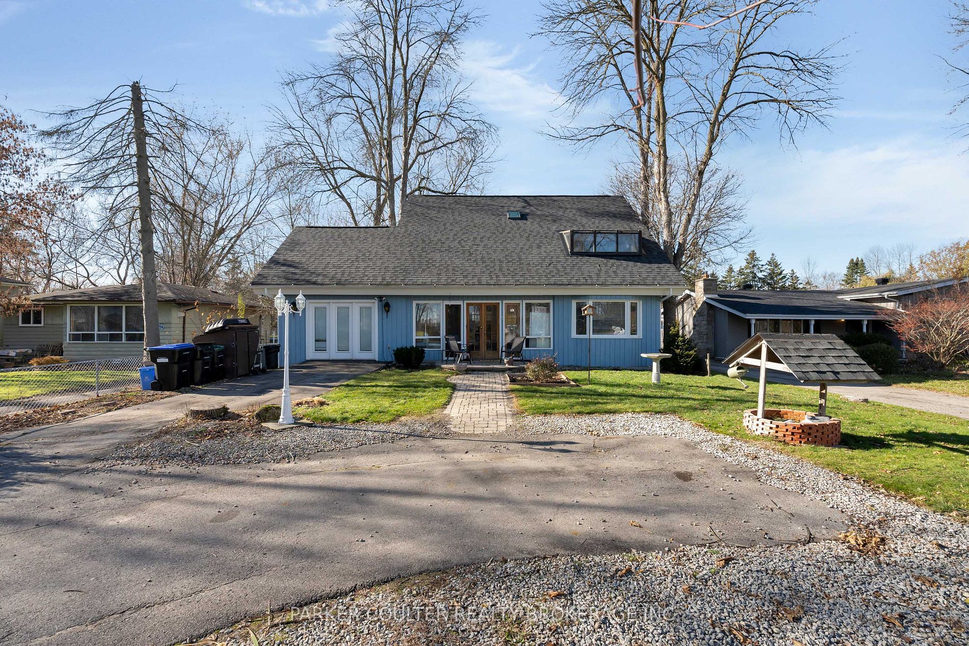 78 Lakeshore Blvd