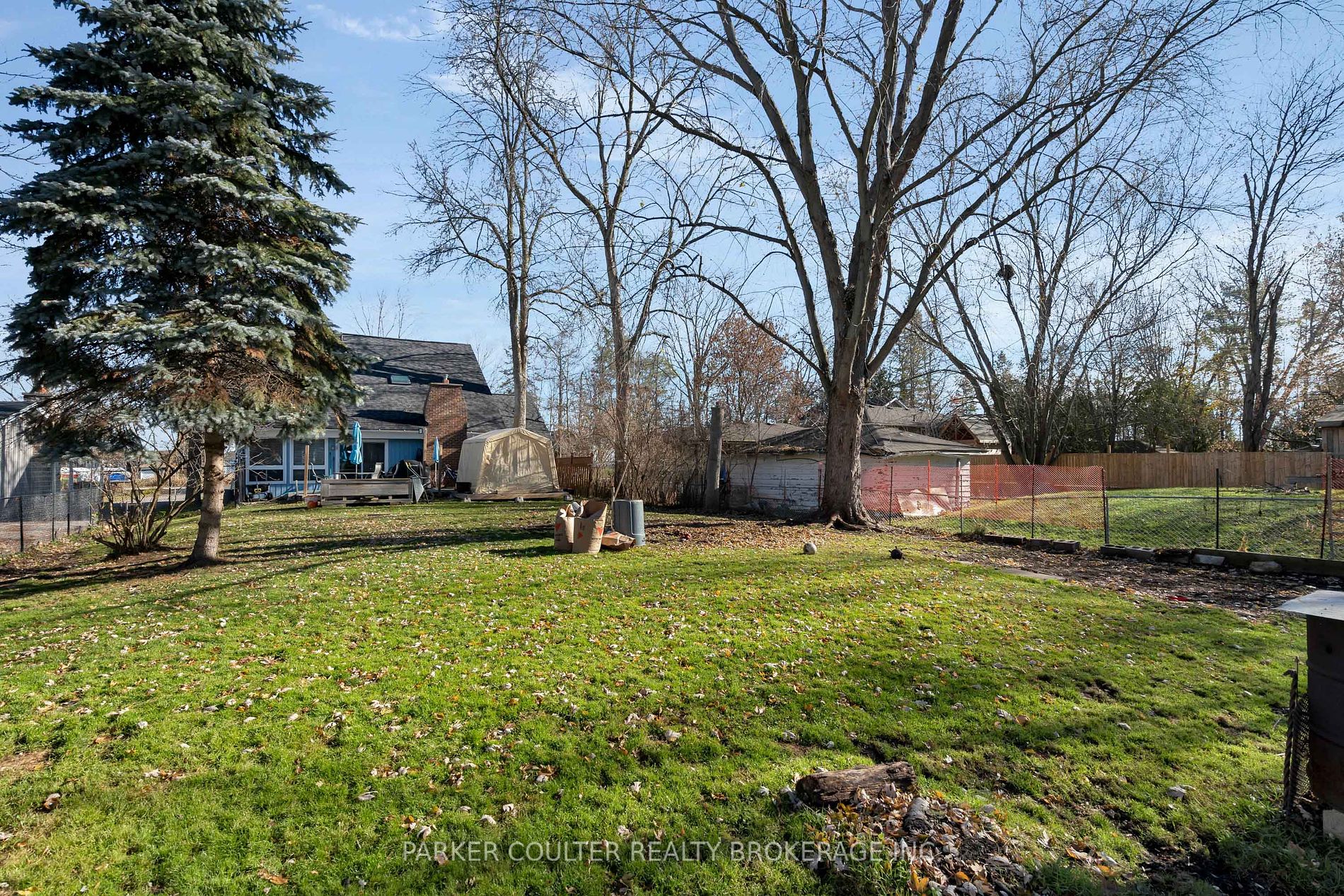 78 Lakeshore Blvd