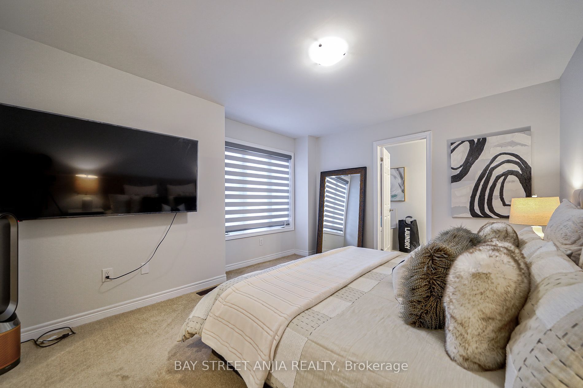18 Waterleaf Rd