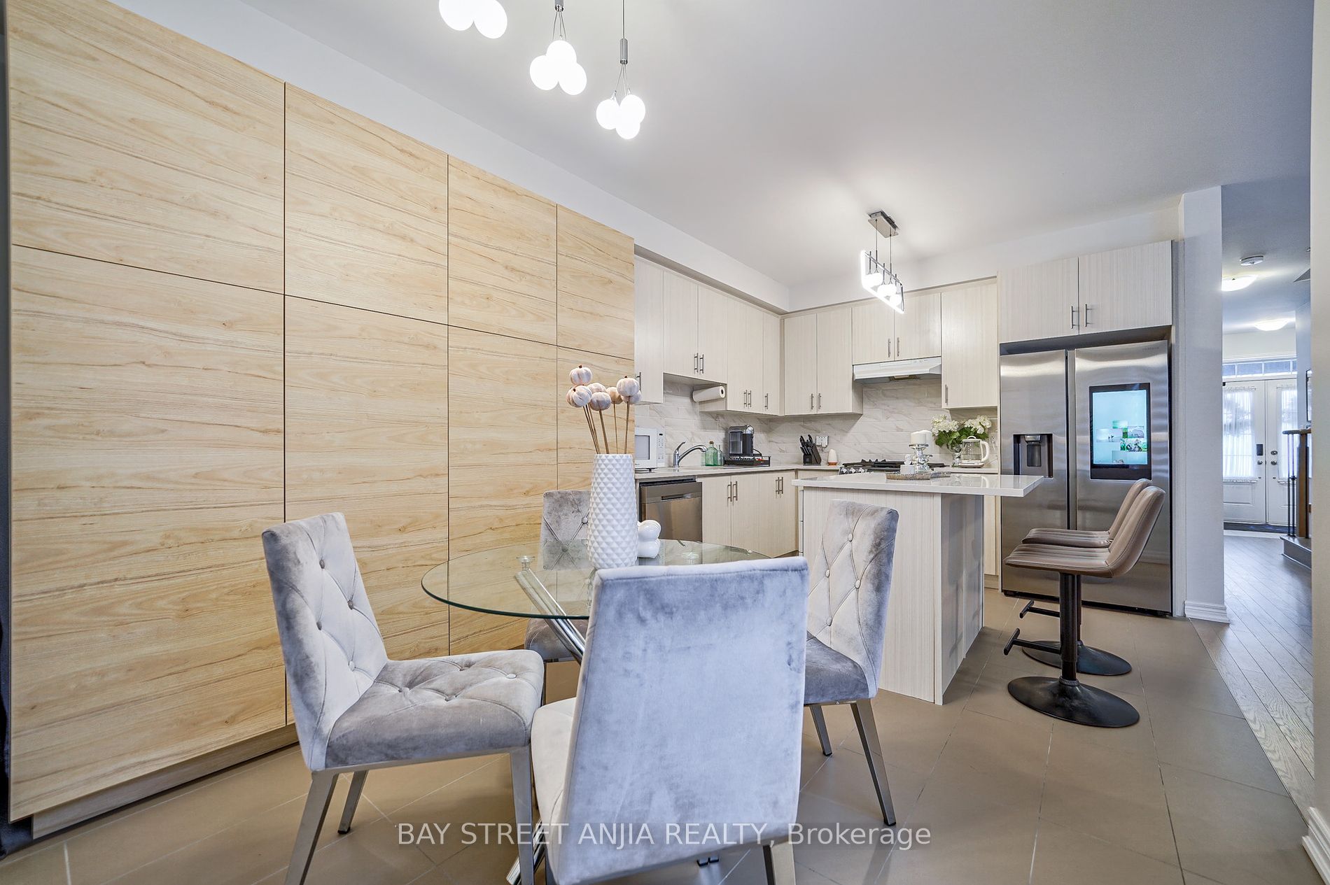 18 Waterleaf Rd
