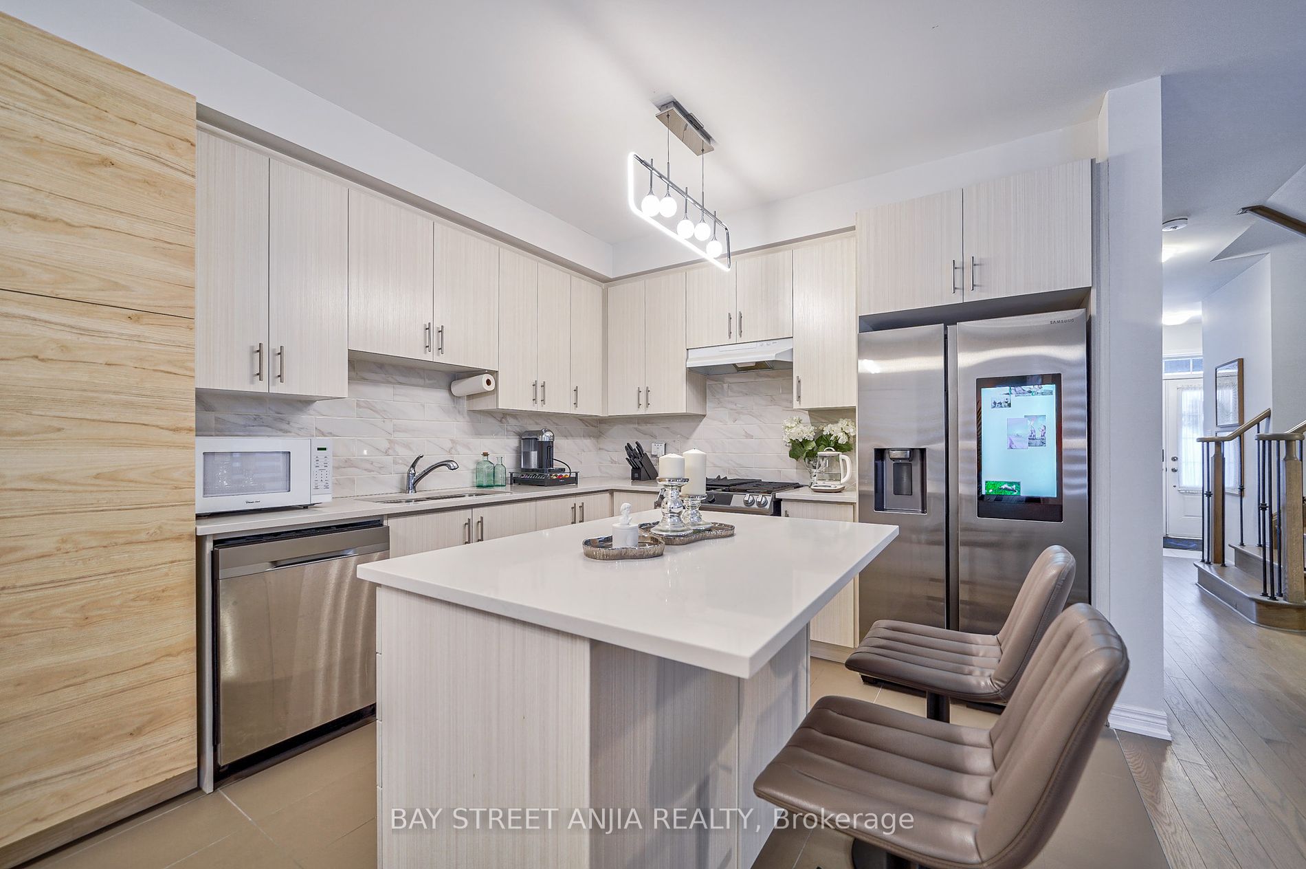 18 Waterleaf Rd