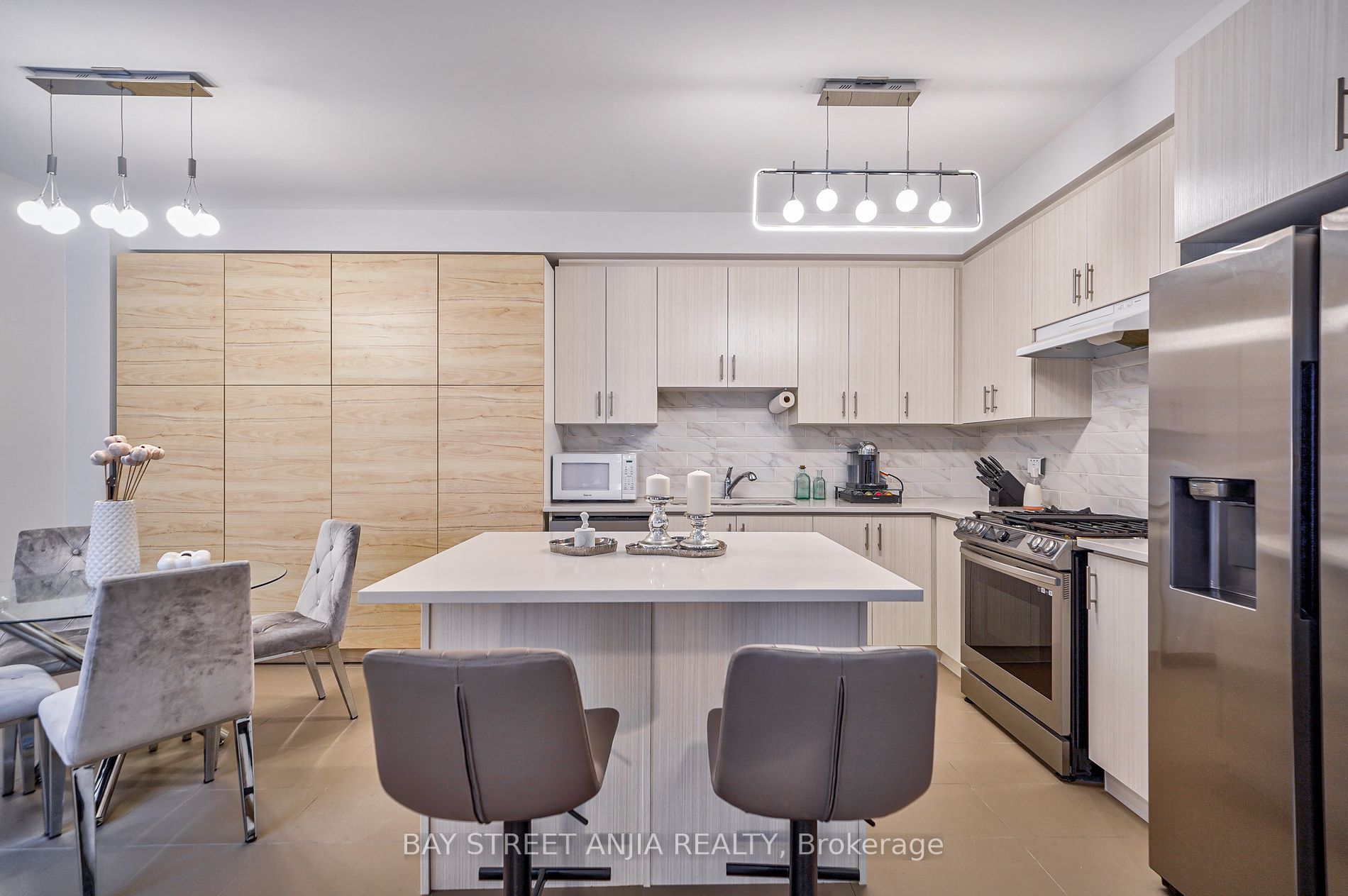18 Waterleaf Rd