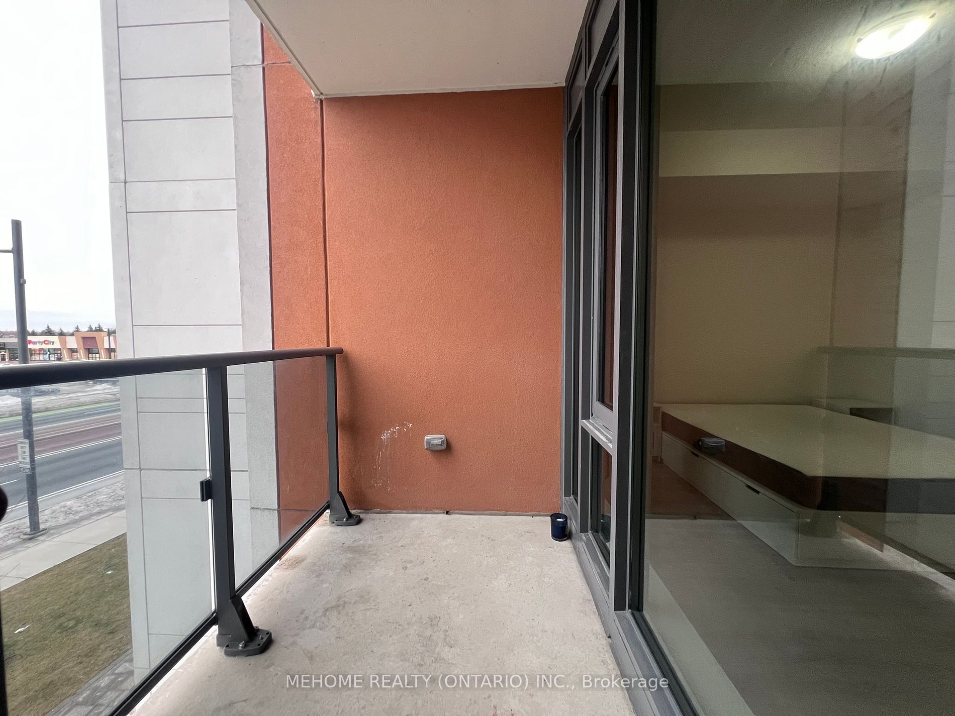 9600 Yonge Street #218B