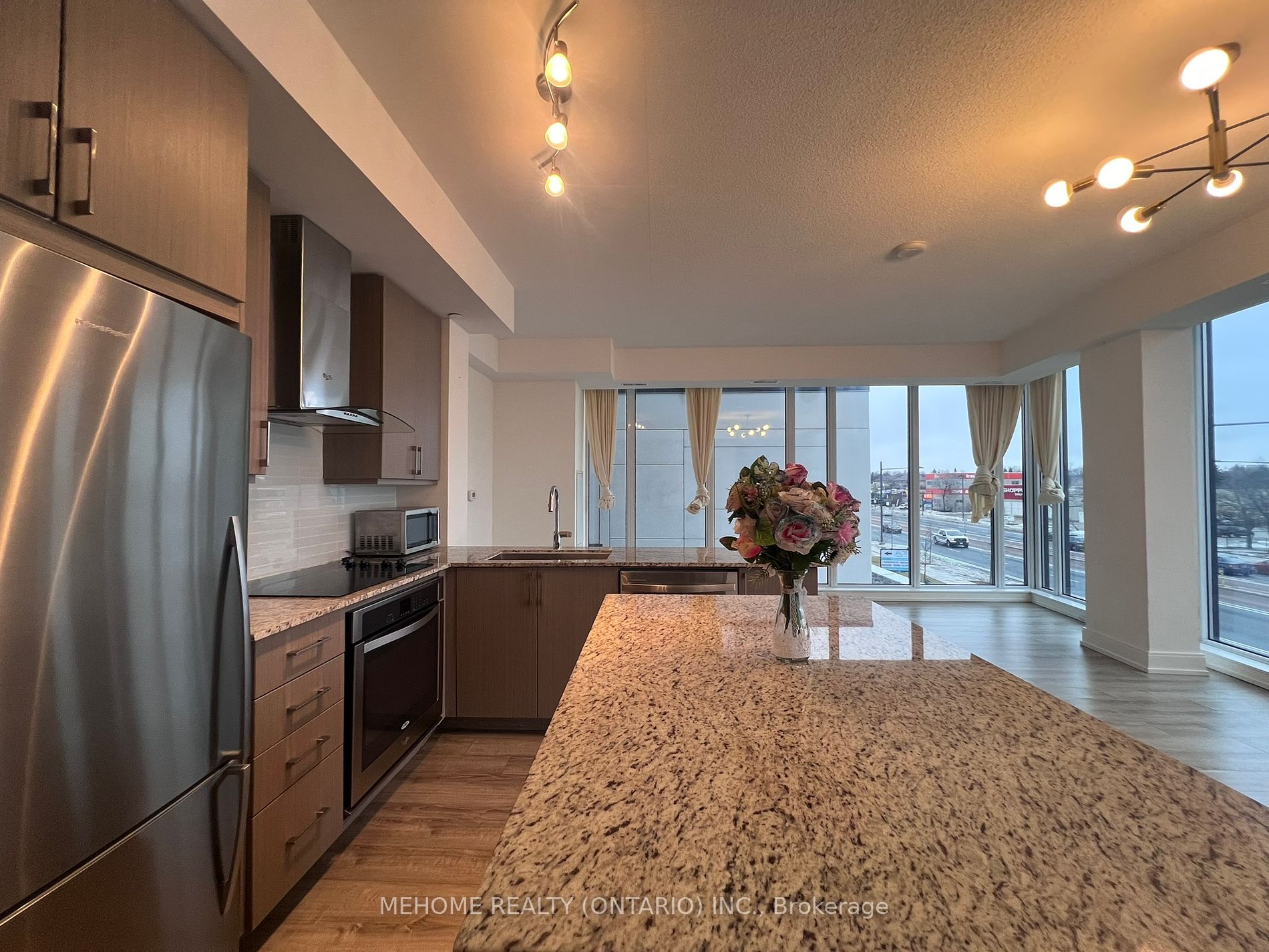 9600 Yonge Street #218B