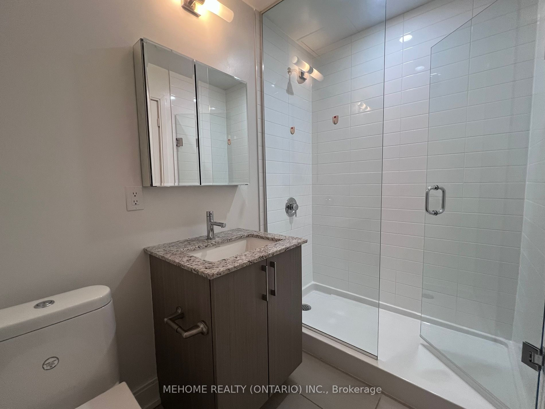 9600 Yonge Street #218B