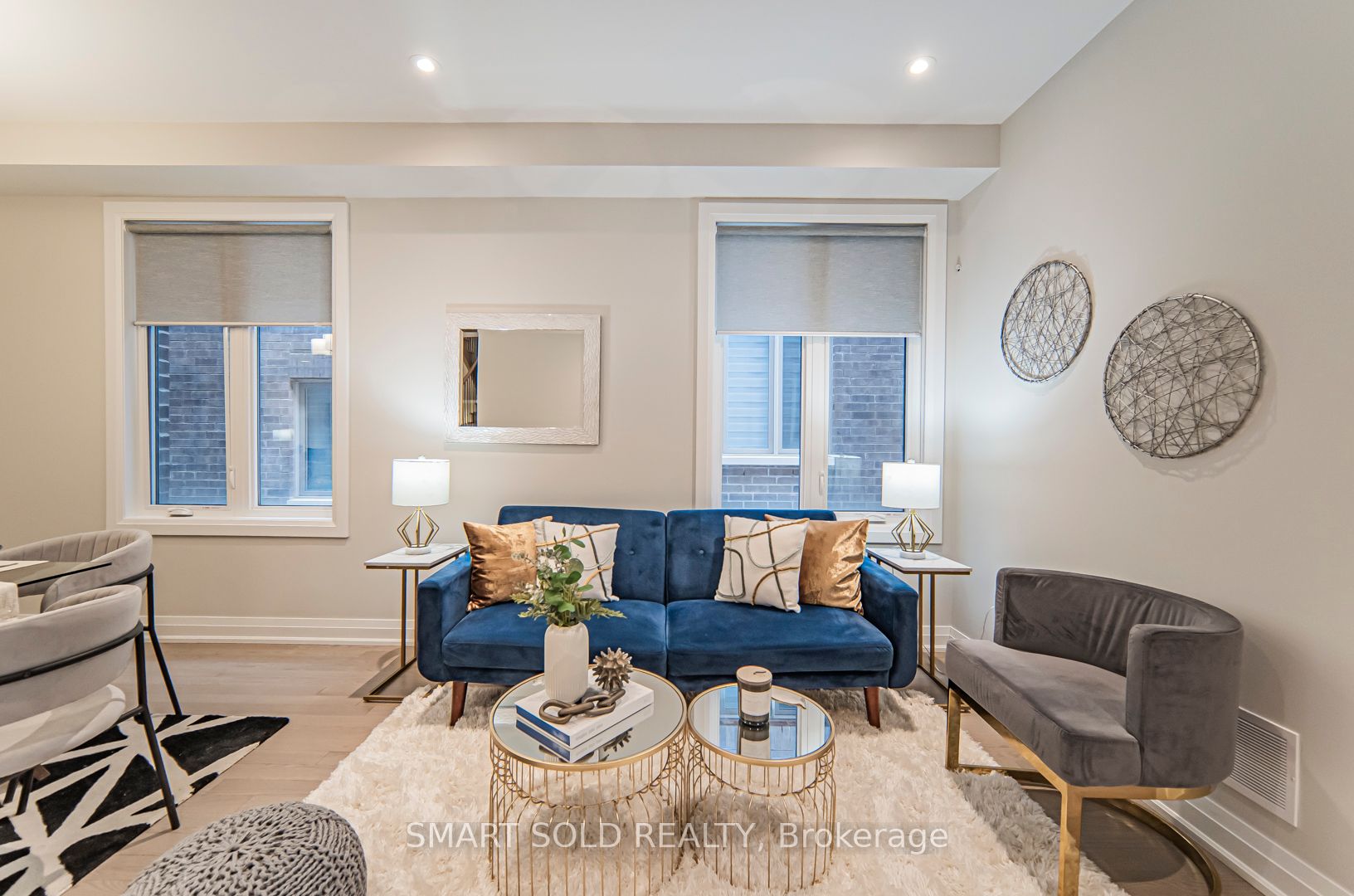 47 Longworth Ave