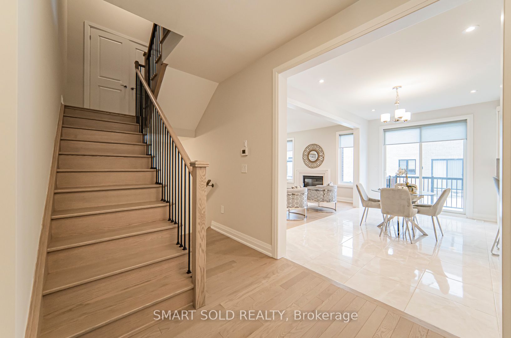 47 Longworth Ave