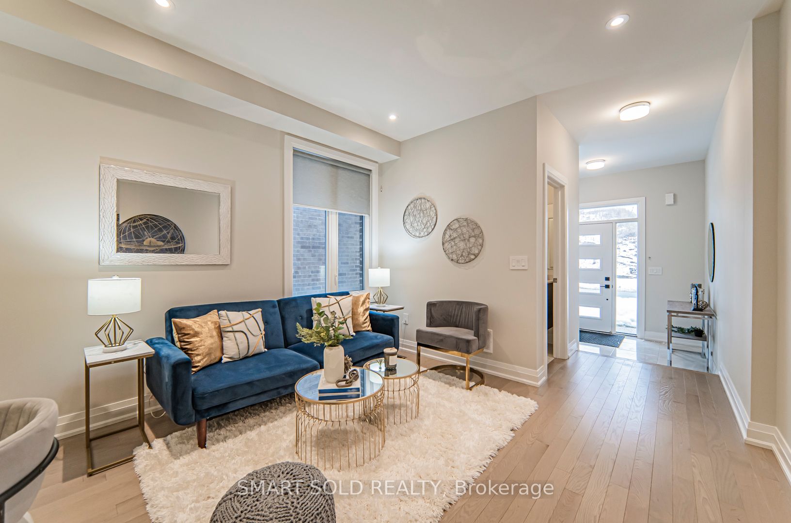 47 Longworth Ave
