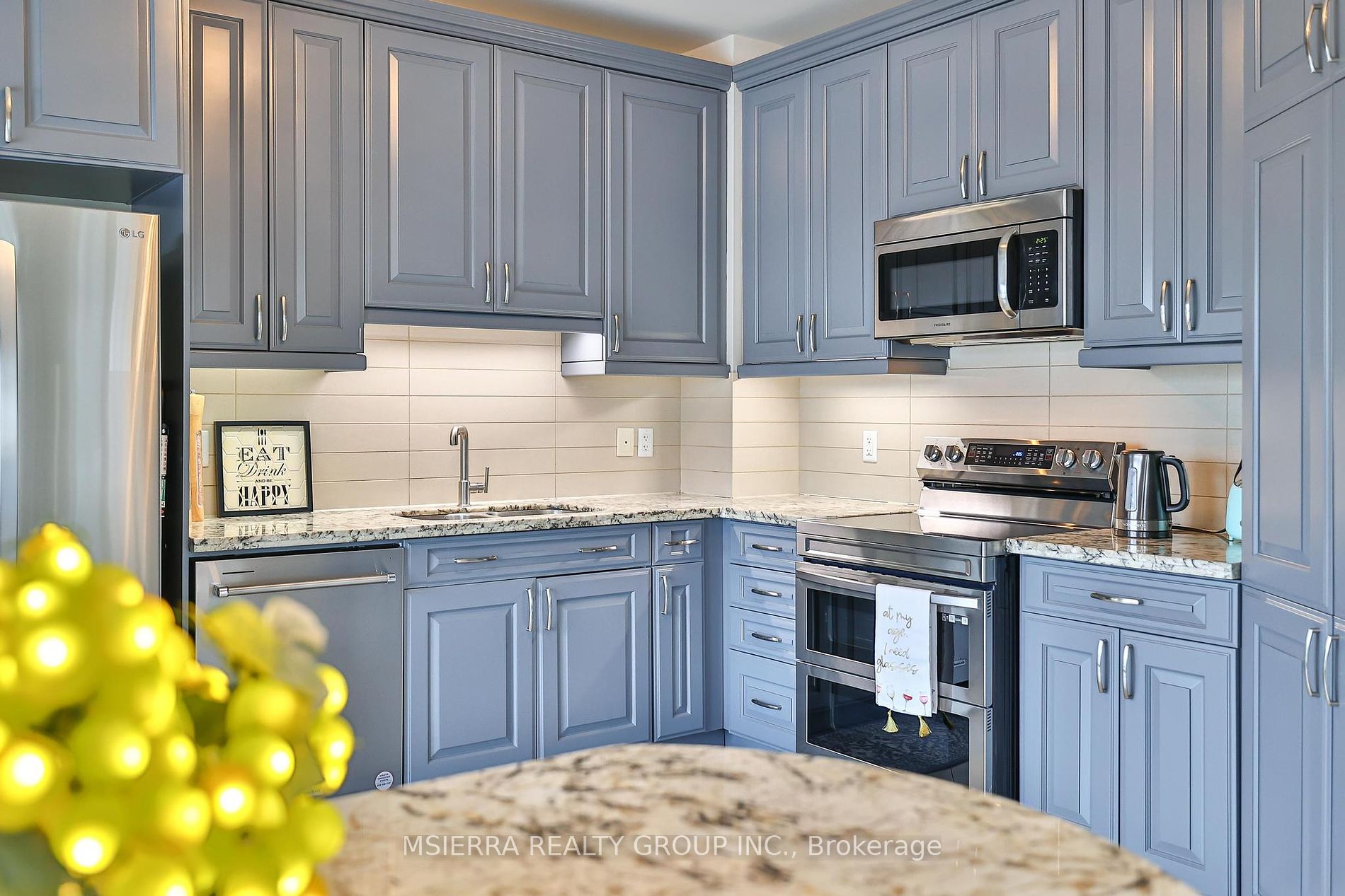 80 Burns Boulevard #204
