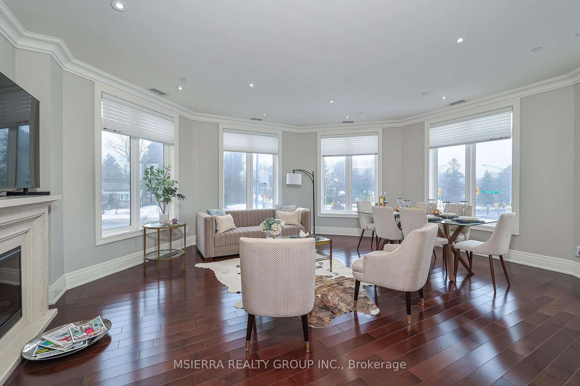 80 Burns Boulevard #204