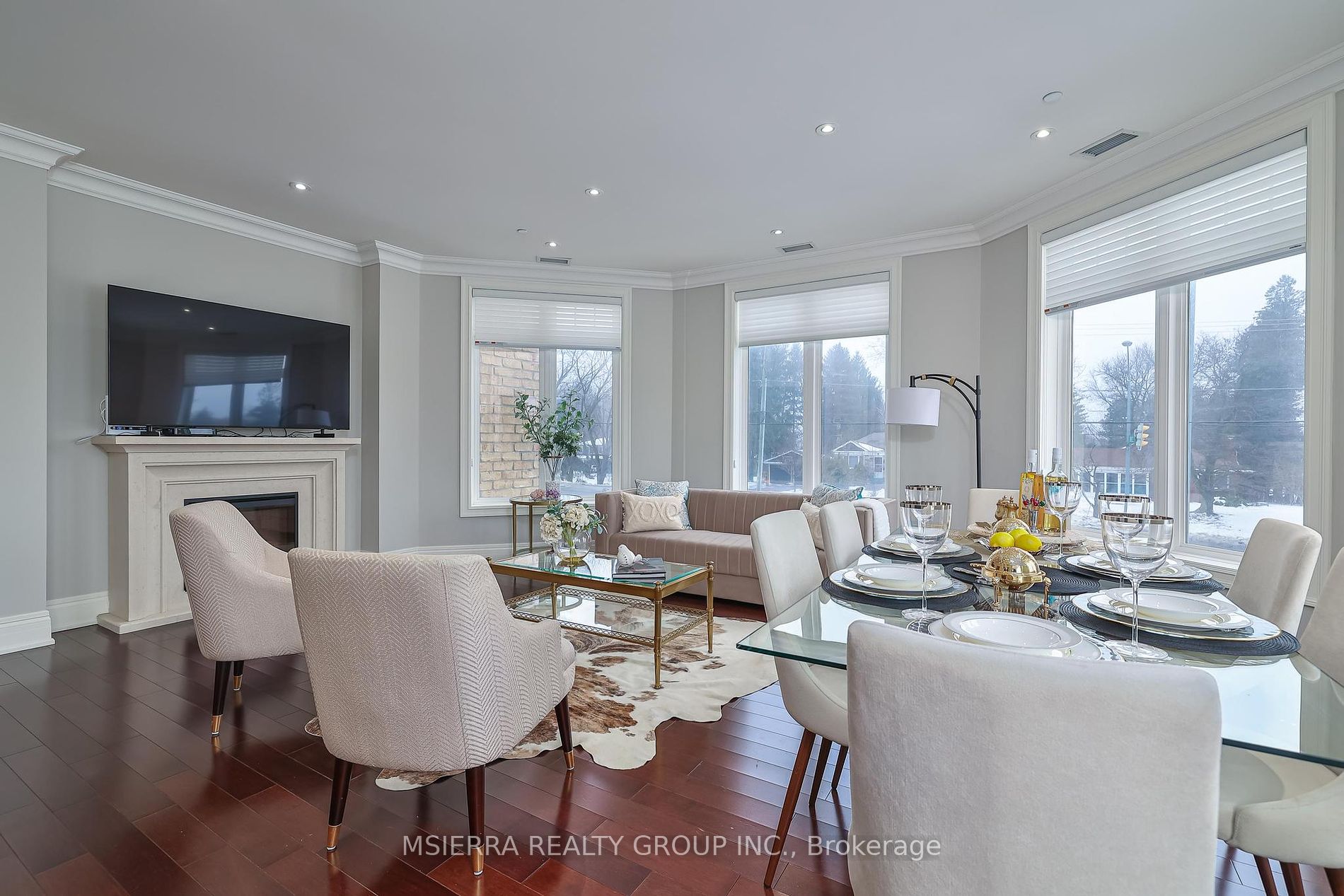 80 Burns Boulevard #204