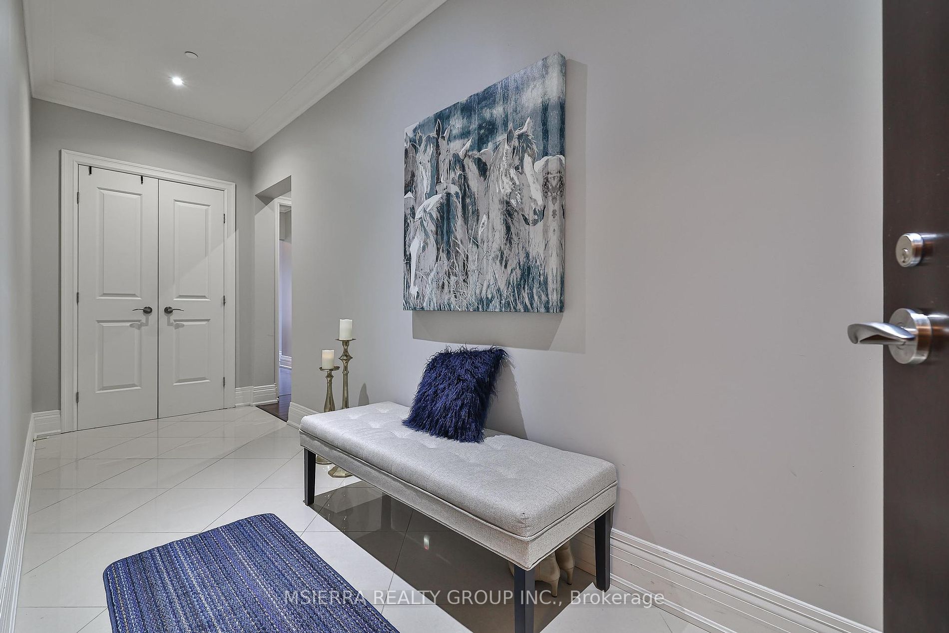 80 Burns Boulevard #204