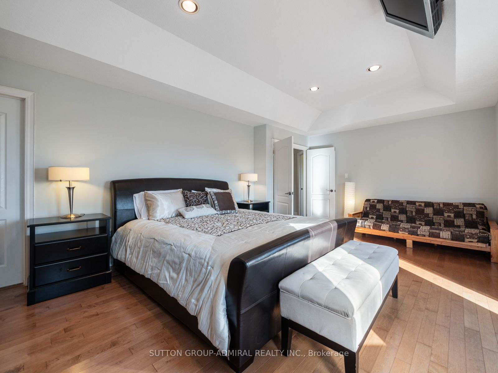 31 Grandview Crescent