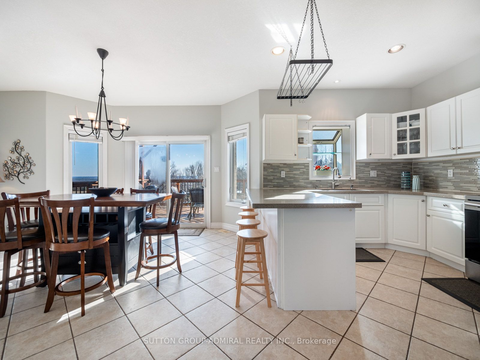 31 Grandview Crescent