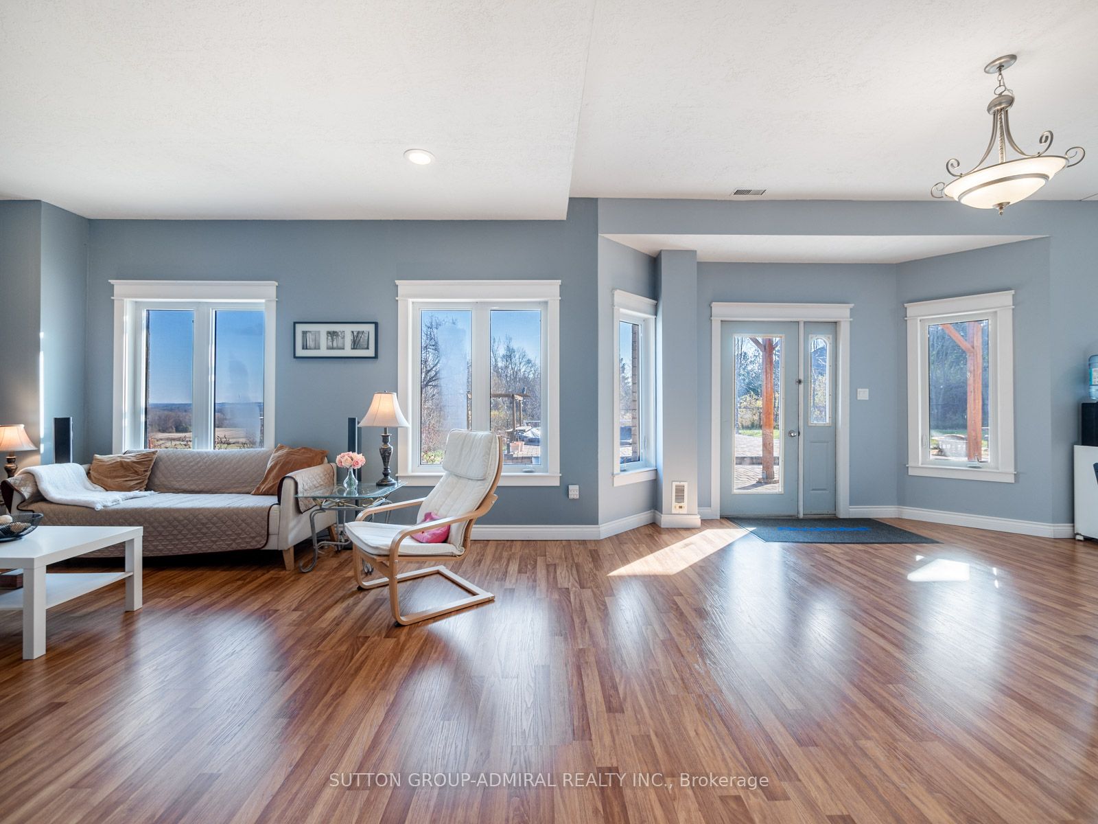 31 Grandview Crescent