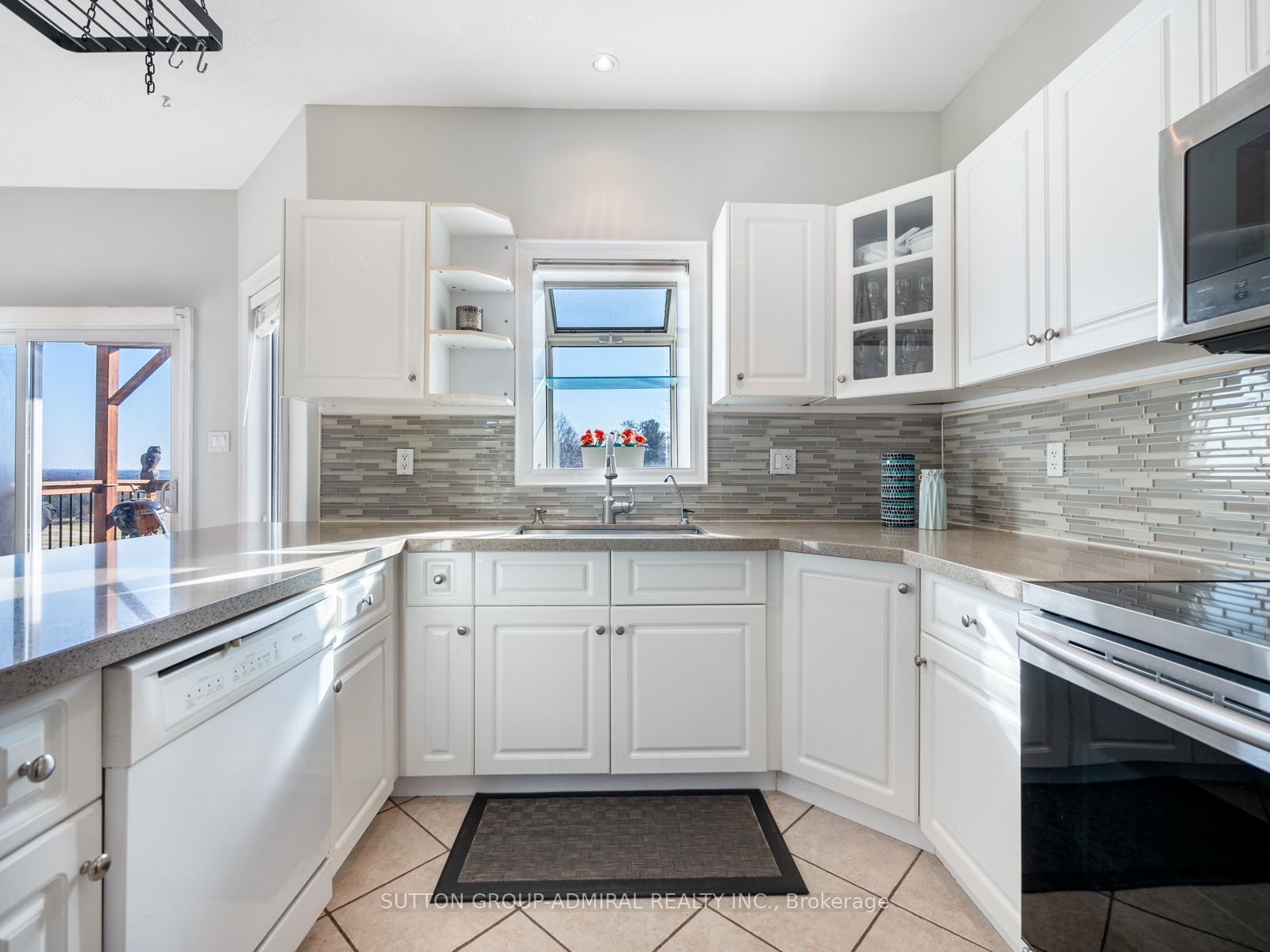 31 Grandview Crescent