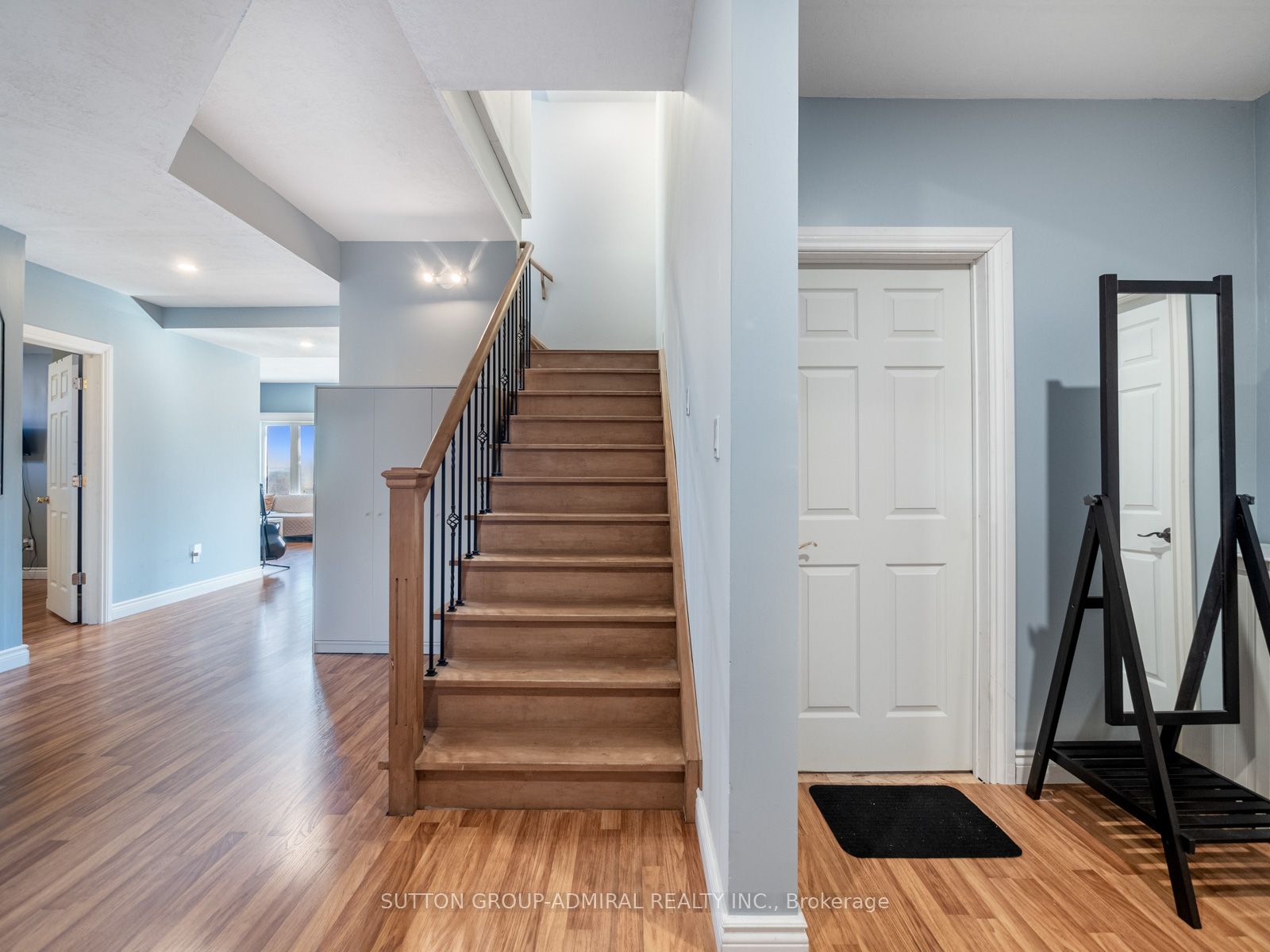 31 Grandview Crescent