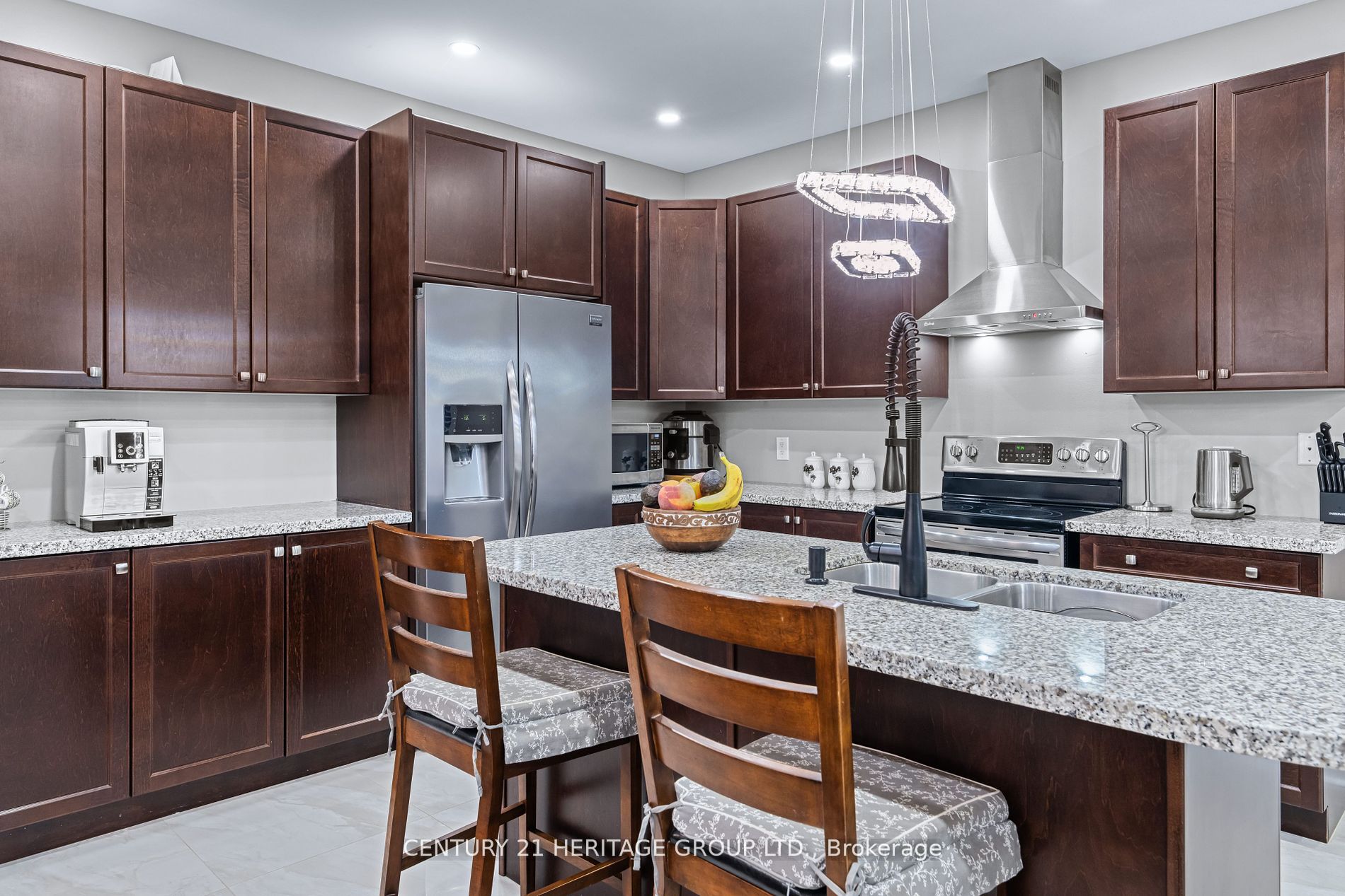 66 Romanelli Cres
