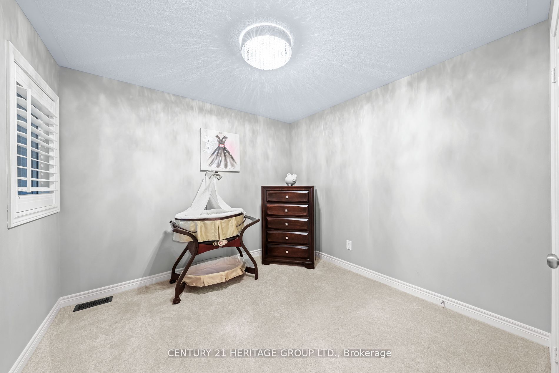 66 Romanelli Cres
